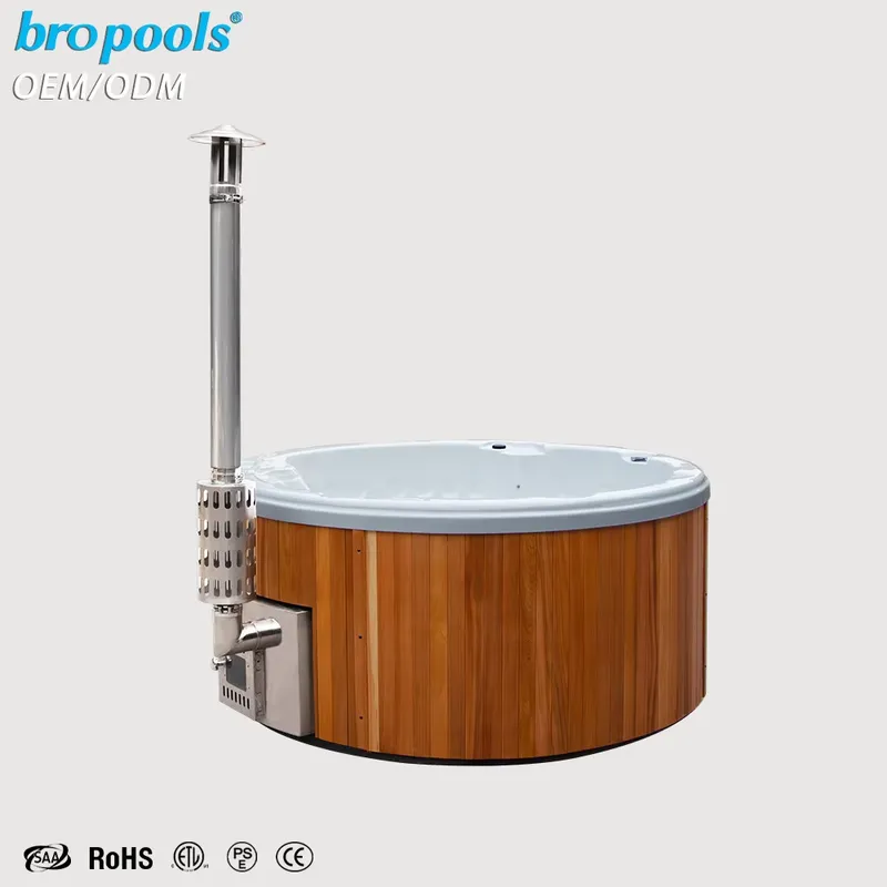 4-Person Cedar Acrylic Whirlpo - Spa Wellness Design recension och pris